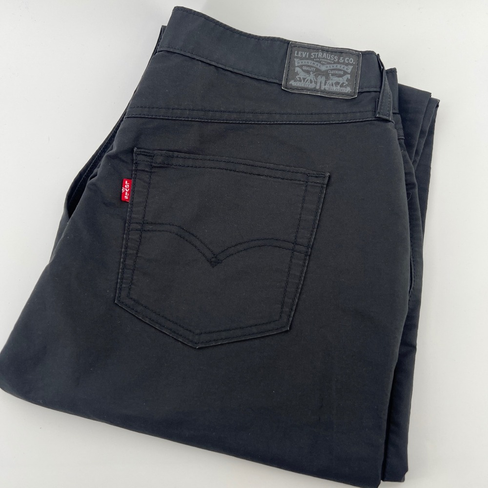 Levi Strauss & Co Black 5-Pocket Pants Womens Approx 36x29 Irregular